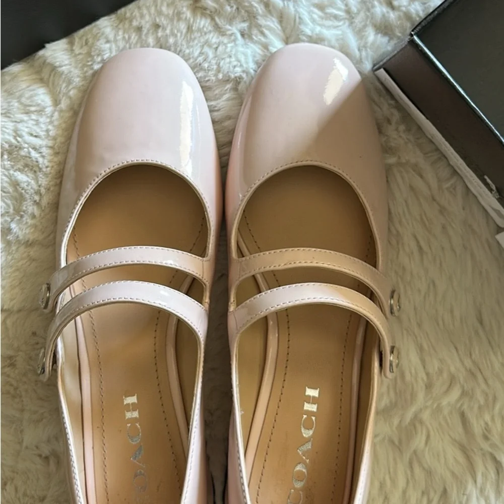 Coach Women's Pink patent Mary Jane Shoes - Picture 2 of 4
